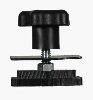 Attaches Rapides Outlander 1