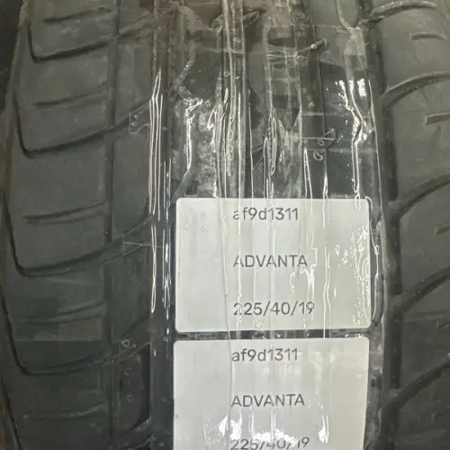 Advanta  Tire Used 225/40/19 Af9d1311 1