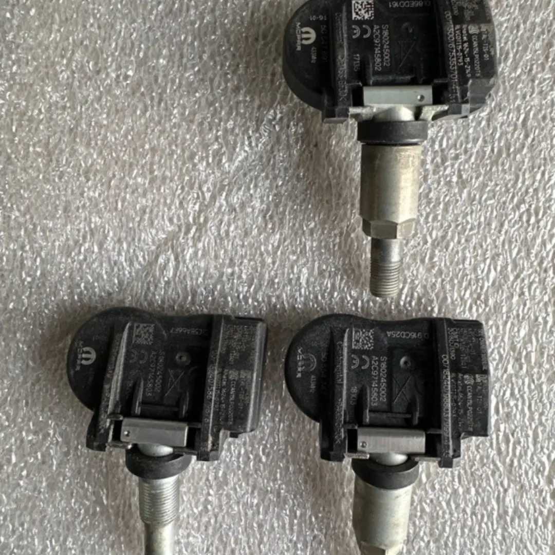 Set Of 4 Mopar Tire Pressure Monitor Sensor Tpms 433Mhz Oem E93d3c84 1