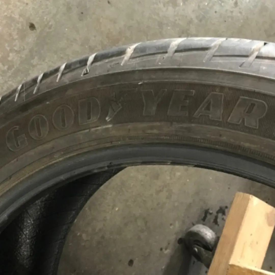 One Good Year Assurance 235/45/18 Tire 722752D7 1