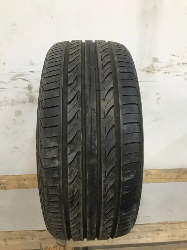245/35-20 Sentury Uhp 35R R20 Tire 1