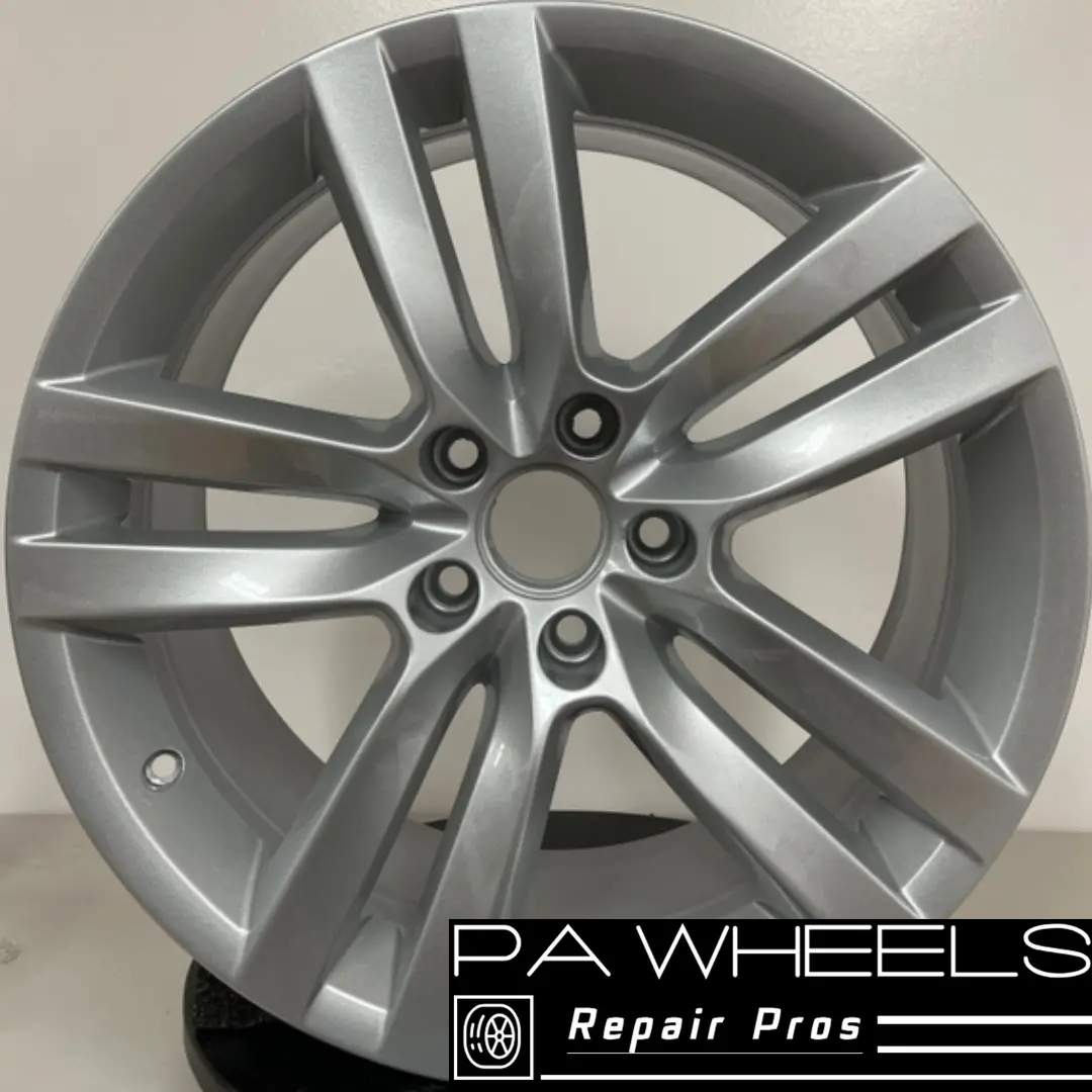 Volkswagen Cc 2013-2015 18" Factory Original Wheel Rim 69952 3C8601025p 1