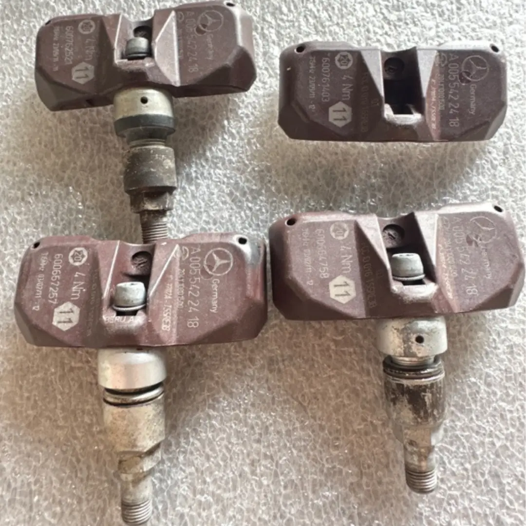 Set Of 4 Mercedes Tpms Tire Pressure Sensor 315 Mhz Oem A0055422418 3Cb73471 1