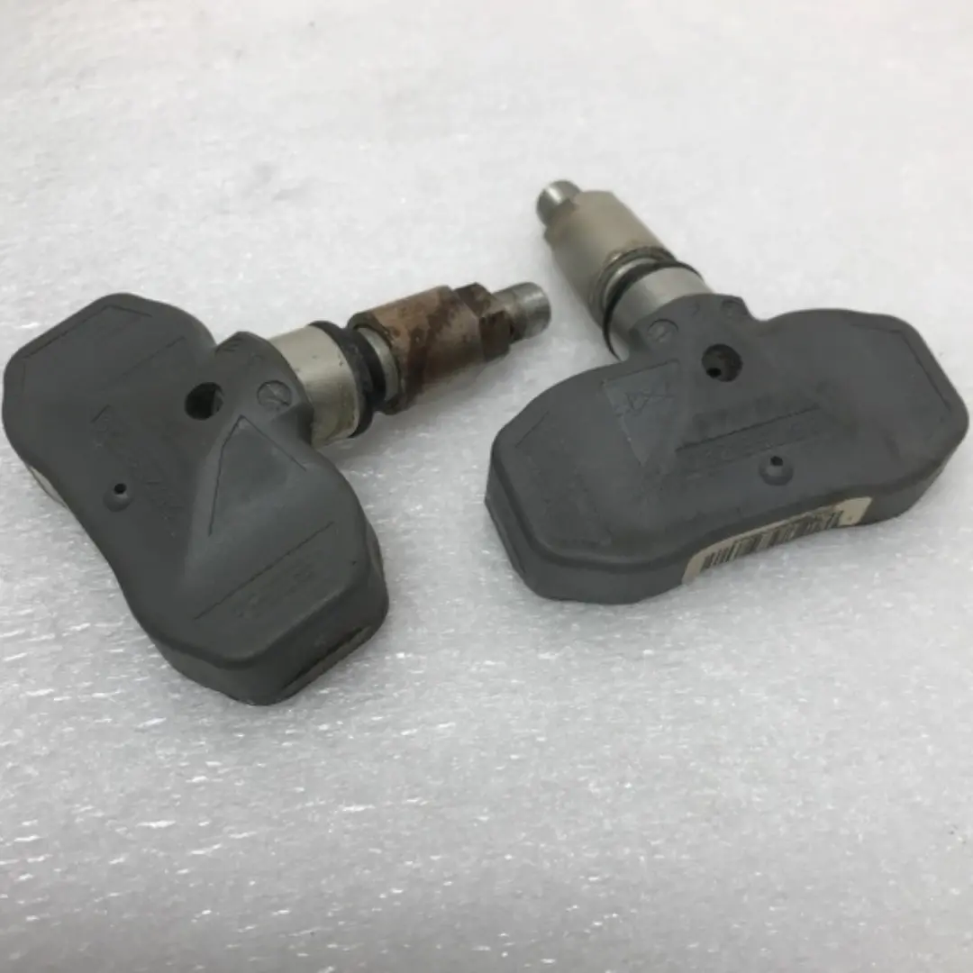 Set Of 2 Cadillac Tpms Tire Sensor 25758220 31F6610c 1