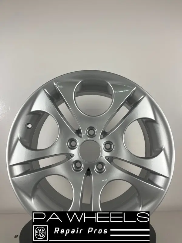 Bmw Z4 2003-2008 18" Factory Original Rear Wheel Rim 1