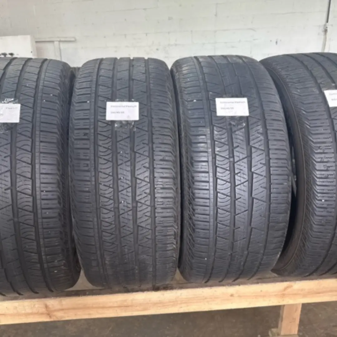 Set Of 4 Continental Crosscontact Lx Sport Size 265/45/20 1