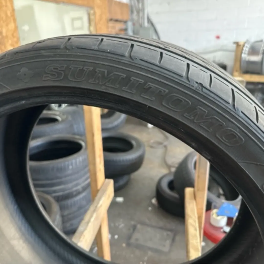 Set Of 2 Sumitomo Htr Z5 275/30/20 Tires B060631c 1
