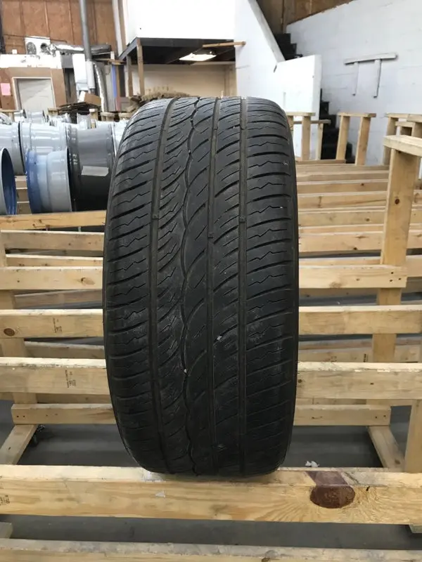 Tire Voyager Hp Ground Speed Size 245/40/19 1
