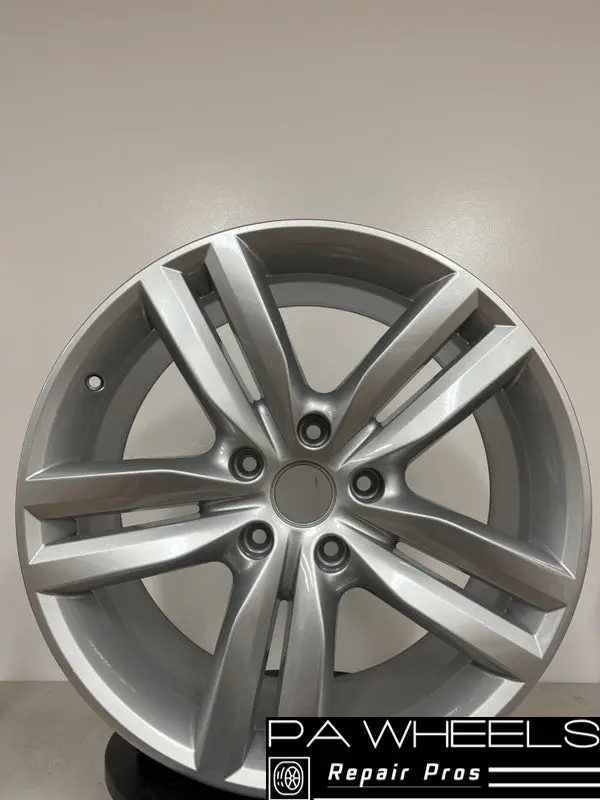 Volkswagen Touareg 2011-2017 20" Factory Original Wheel Rim 1