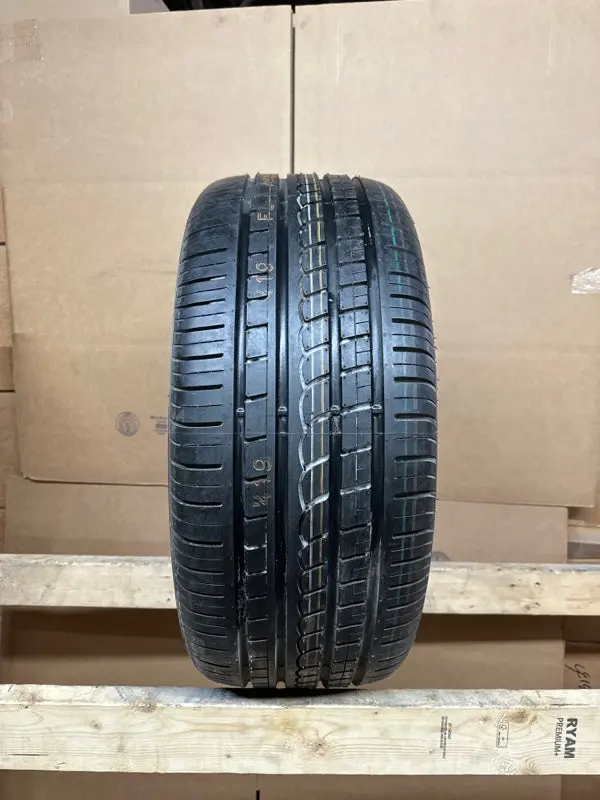 Tire  Pirelli Pzero Rosso Size 245/35/19 1