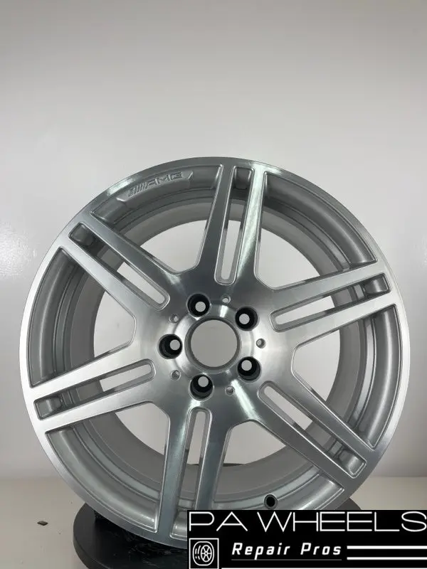 Mercedes E350 2010 18" Factory Original Amg Wheel Rim 85132 1