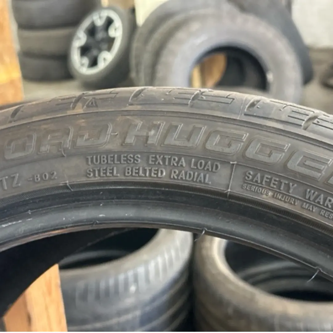 Set Of 2 Road Hugger Gtz 255/35/18 Tires 1F55cfb5 1