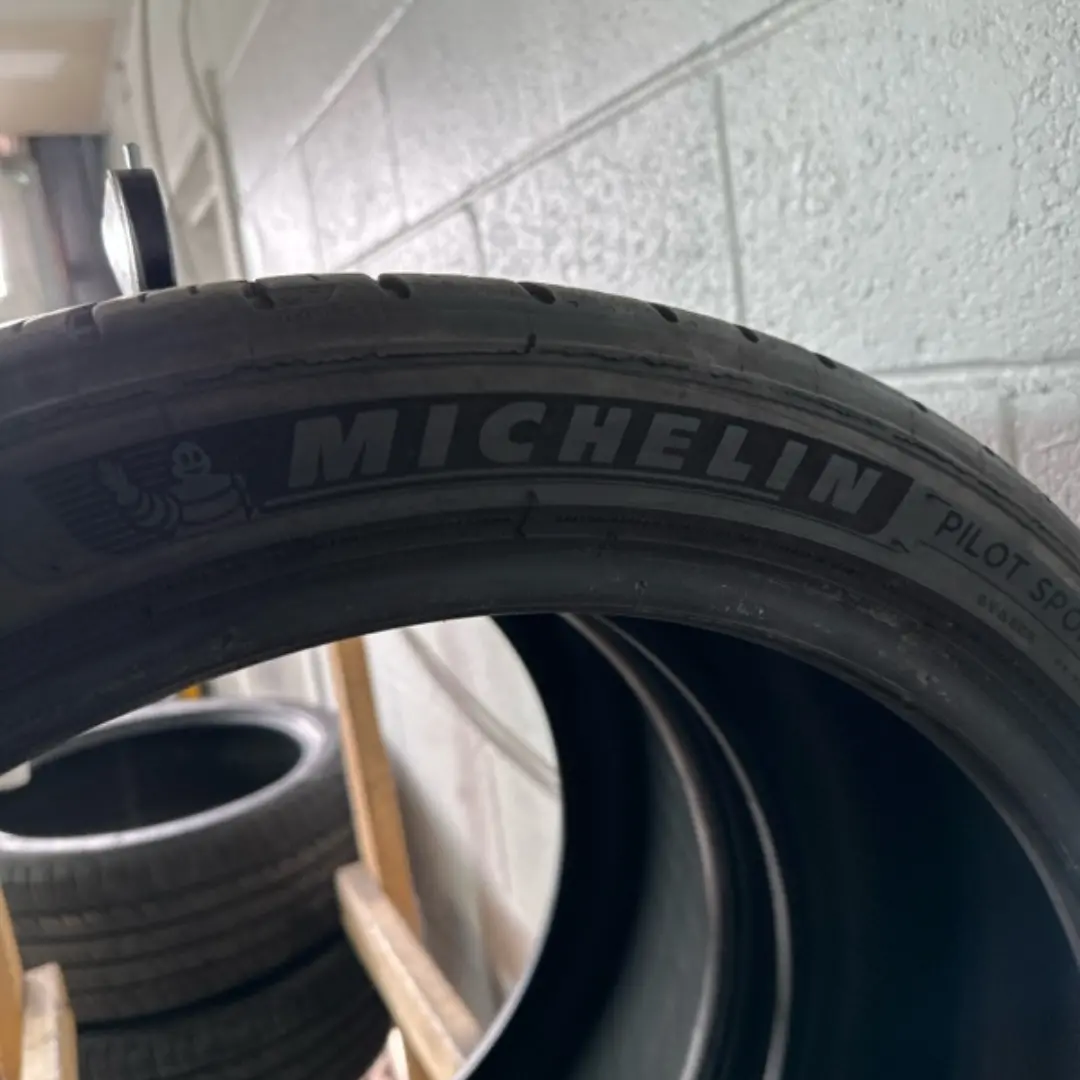 Set Of 2 Michelin Pilot Sports 255/35/20 Tires 9C3d651f 1