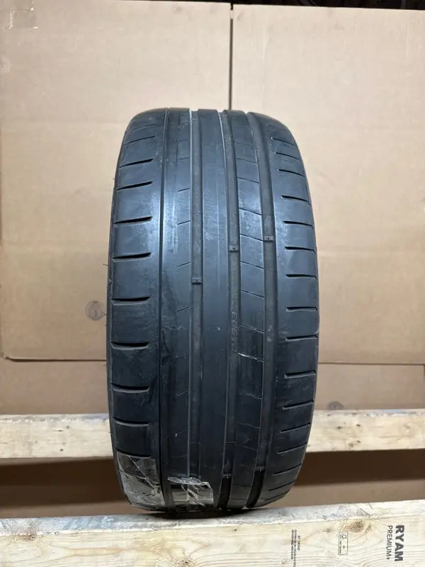 Tire Kumho Ecsta Ps91 Size 225/40/18 1