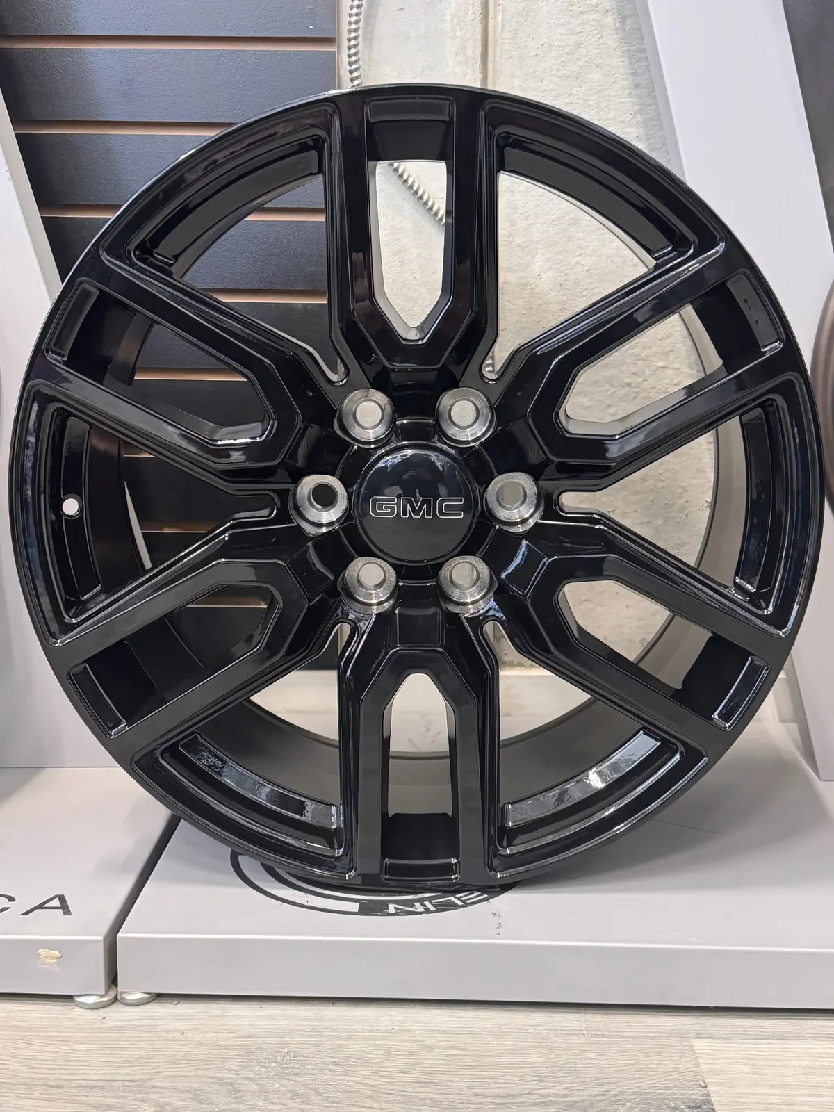 Gmc At4 Replika 270 Gloss Black | 20X9 6X139.7 +24 (77.8Mmhub) 1