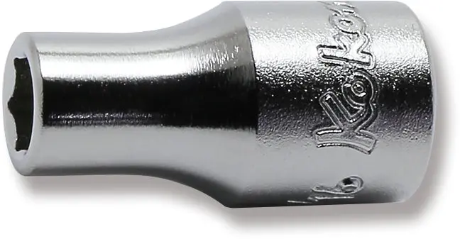 1/4 Sq. Dr. Socket  3/8 6 Point Length 22Mm 1