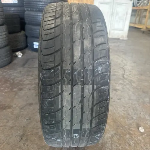 Advanta Hp-Z-D Tire 225/40/19 2103Ea8c Used 2