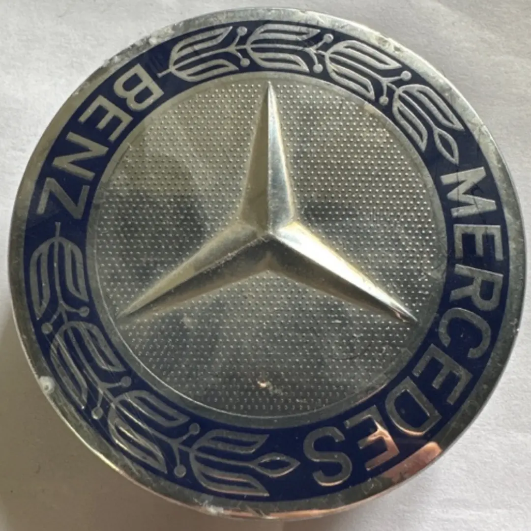 Set Of 4 Mercedes-Benz Silver Center Caps A1714000025 086F411c 2