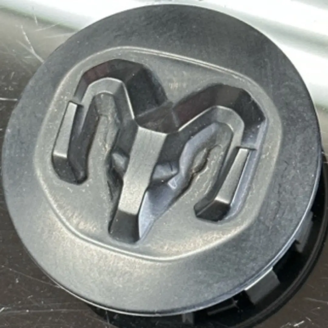 Dodge Ram 1500 Wheel Hub Center Cap 6Kf18trmaa F04b9904 1