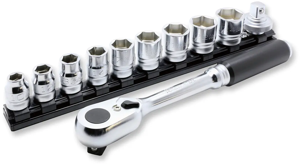 1/2 Sq. Dr. 18 Piece 12-Point Metric Socket Set  8-32Mm 1