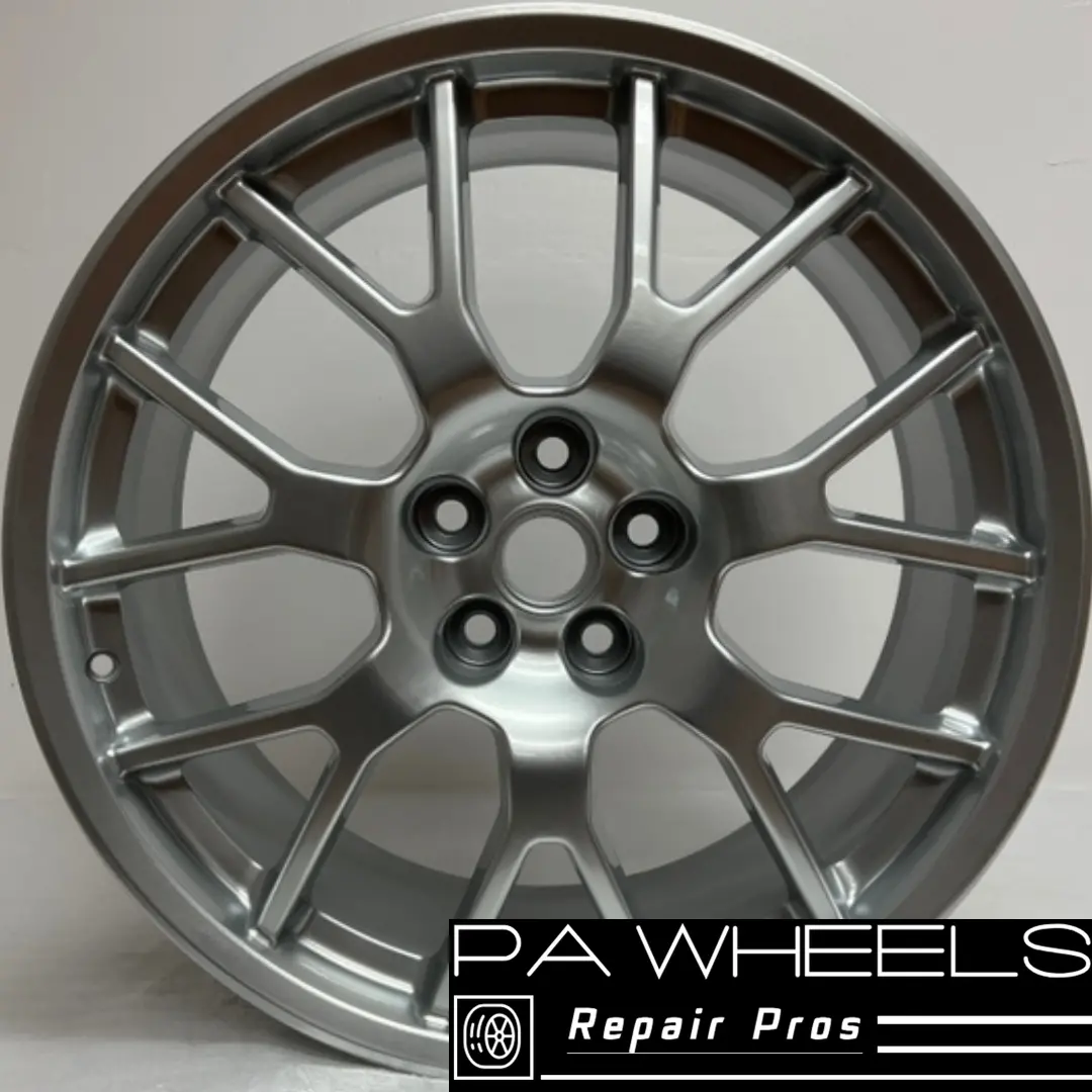 Chevrolet Camaro 2013-2015 21" Factory Oem Rear Wheel Rim 5590 20984710 1