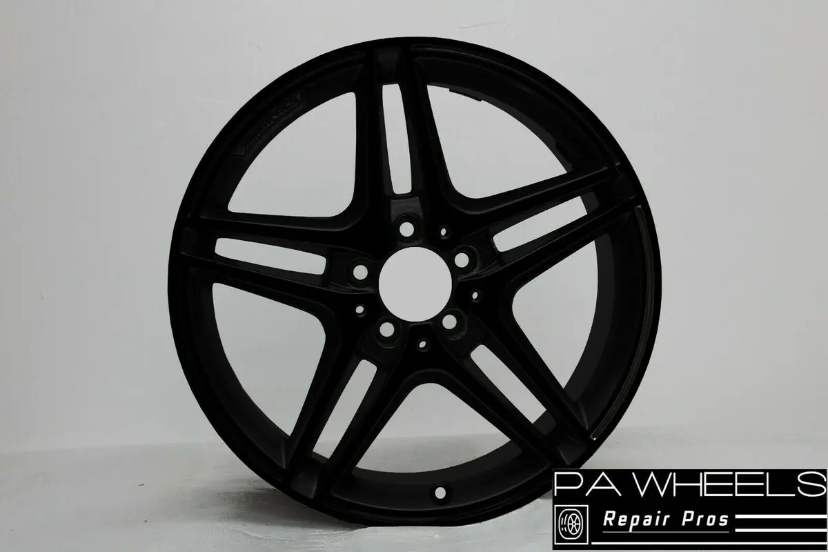 Mercedes C-Class Amg 2012-2016 18" Factory Original Front Wheel Rim 1