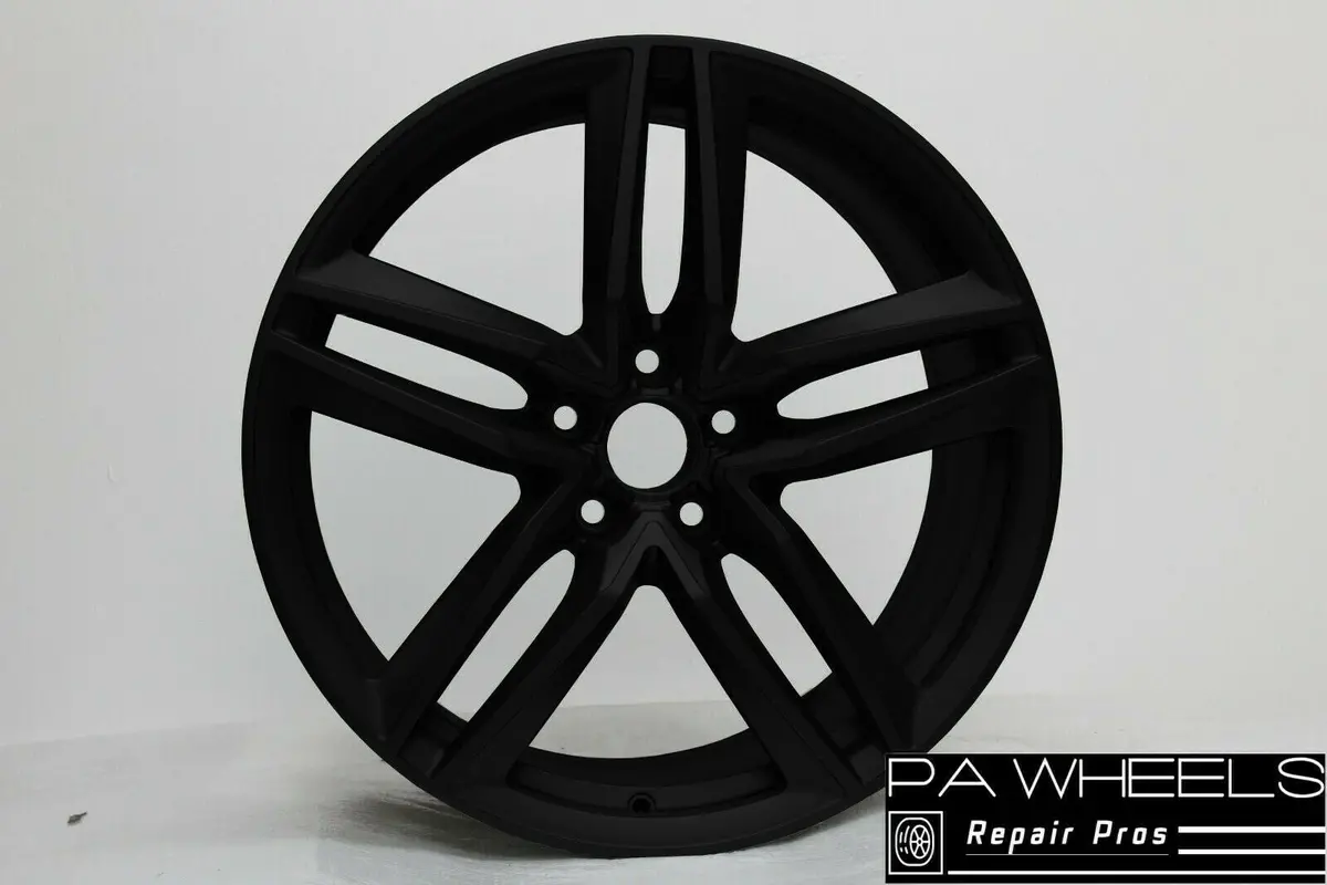 Audi R8 2015 19" Factory Original Rear Wheel Rim 1