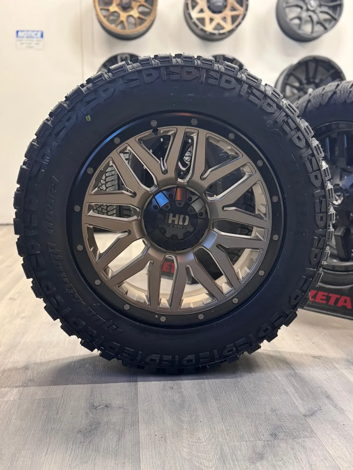 (Set Of Four) Fast Hd Menace Satin Bronze/Black Beadlock 20X9 +0 6X139.7Mm 106.1Mm | 275/60R20 Haida 869 Mud Champ 3Pms 1