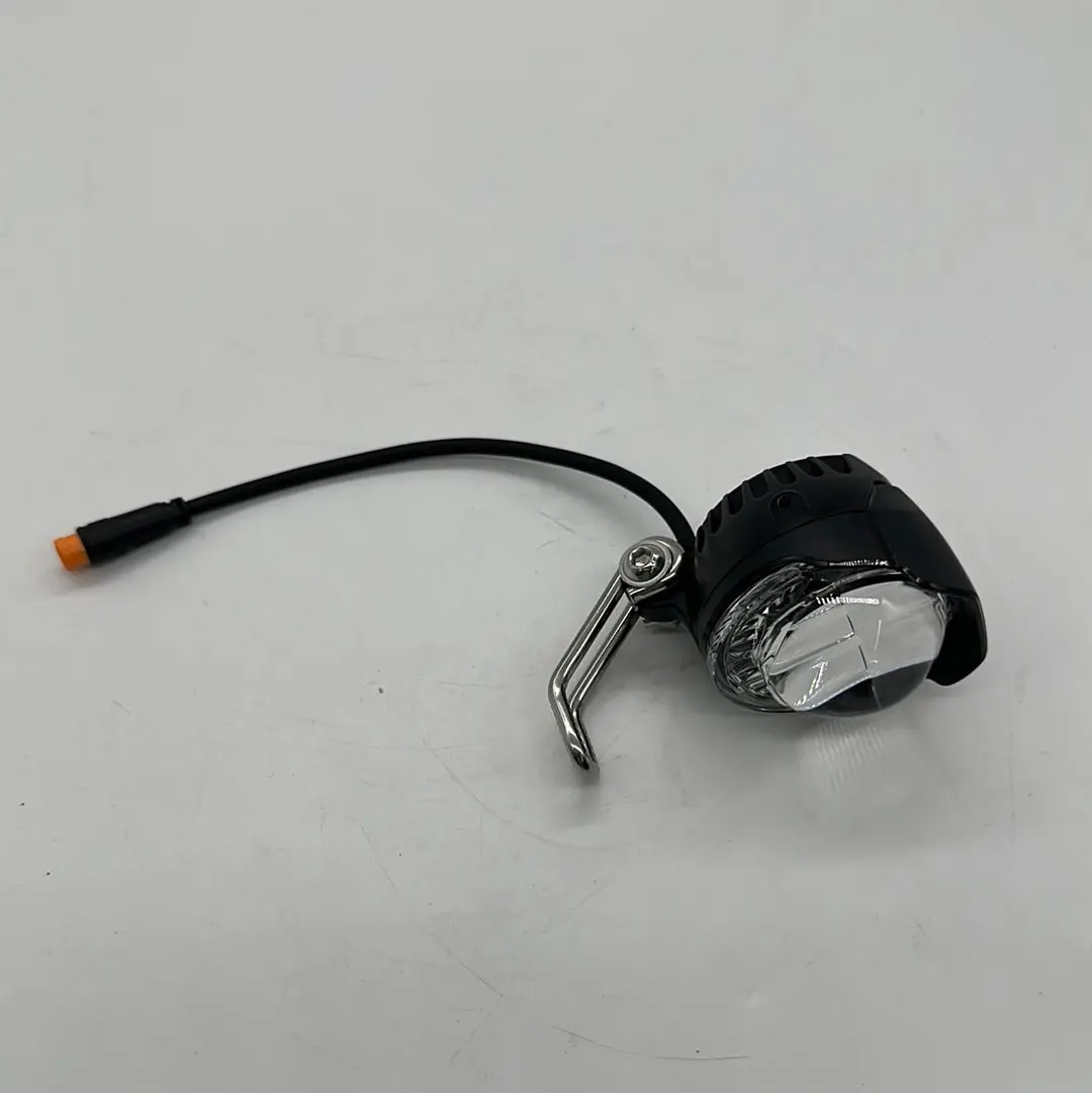 Mantis V2 Plus Front Light 1
