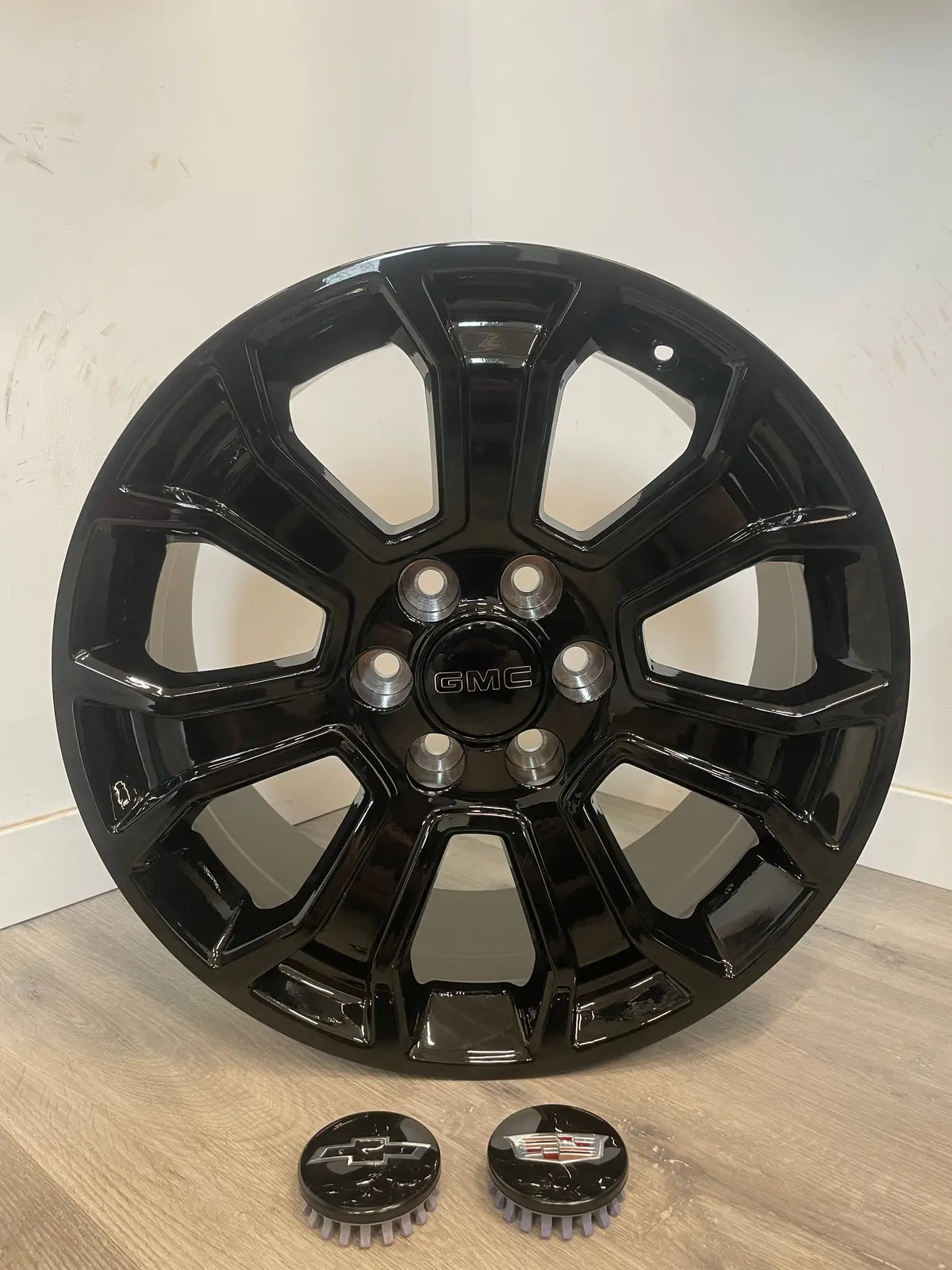 Gmc/Chevy 1500 Replika Oem R204| 20X9 +24 6X139.7 1