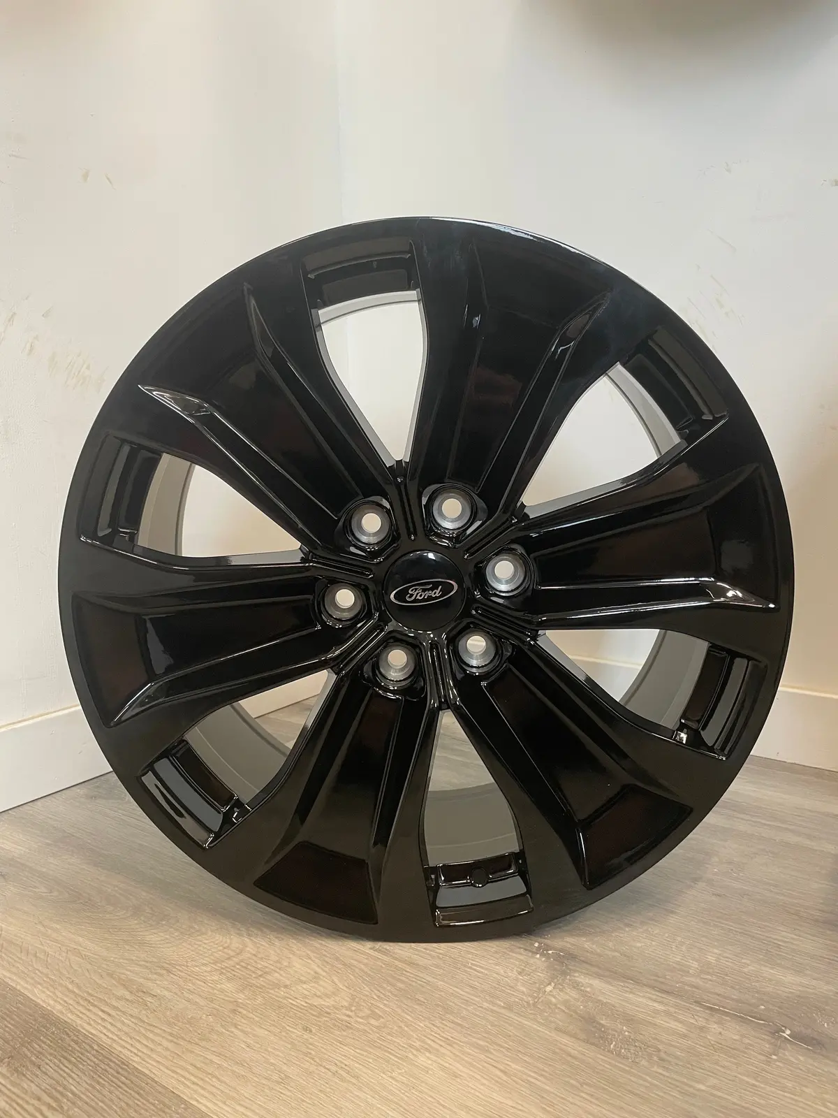 R250 F150 Lariat Oem Reps Gloss Black 20X8.5 +44 6X135mm 87.1Mm 1