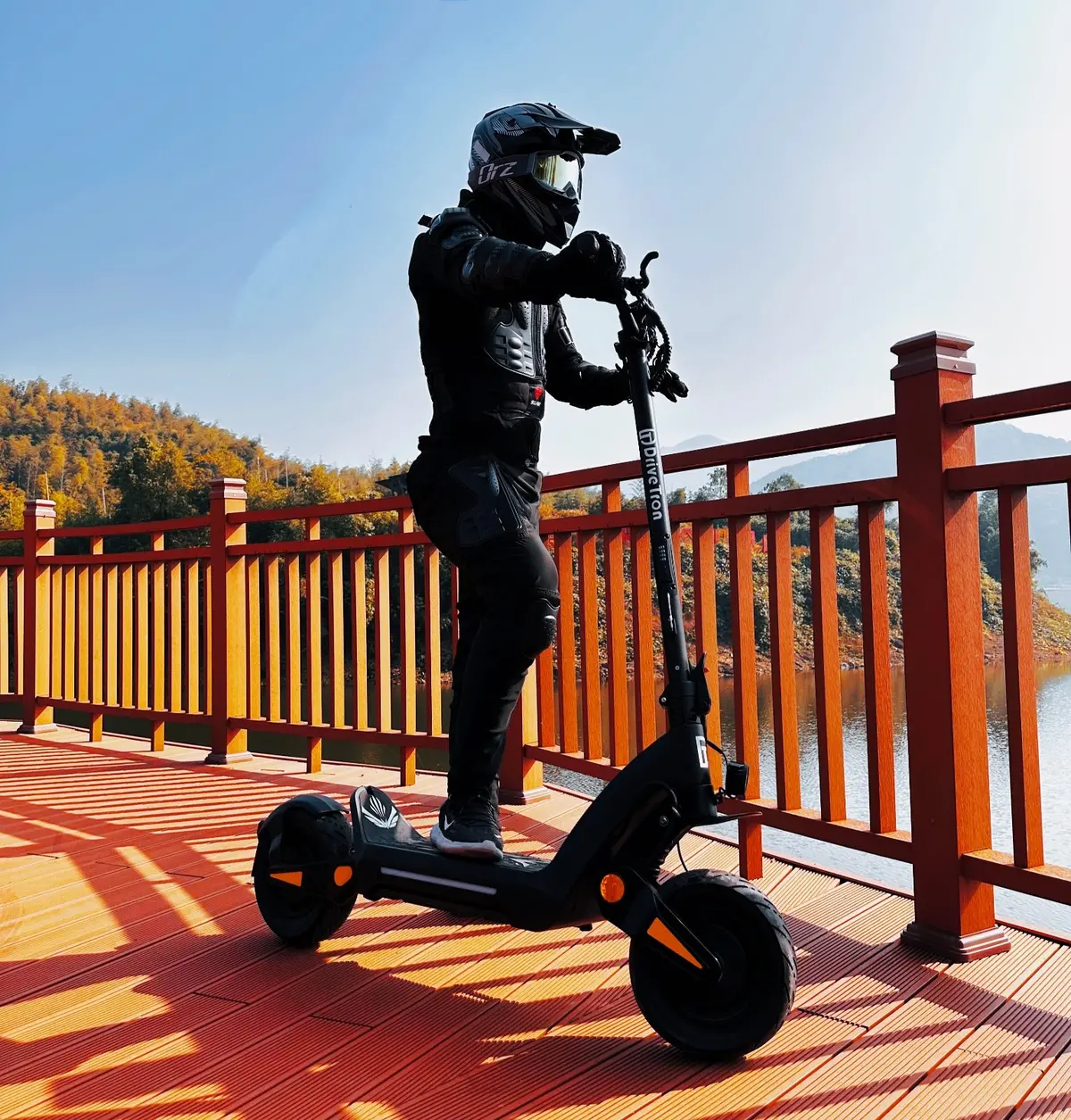 Redsky Arrow Dual Motor Electric Scooter 1