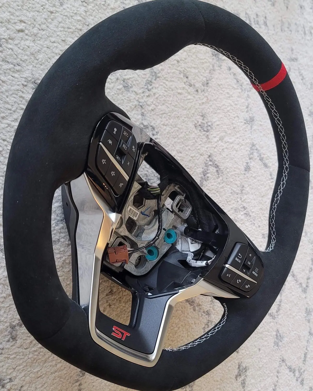 Whoosh Motorsports Upgraded Steering Wheel 2020+ Explorer St 1