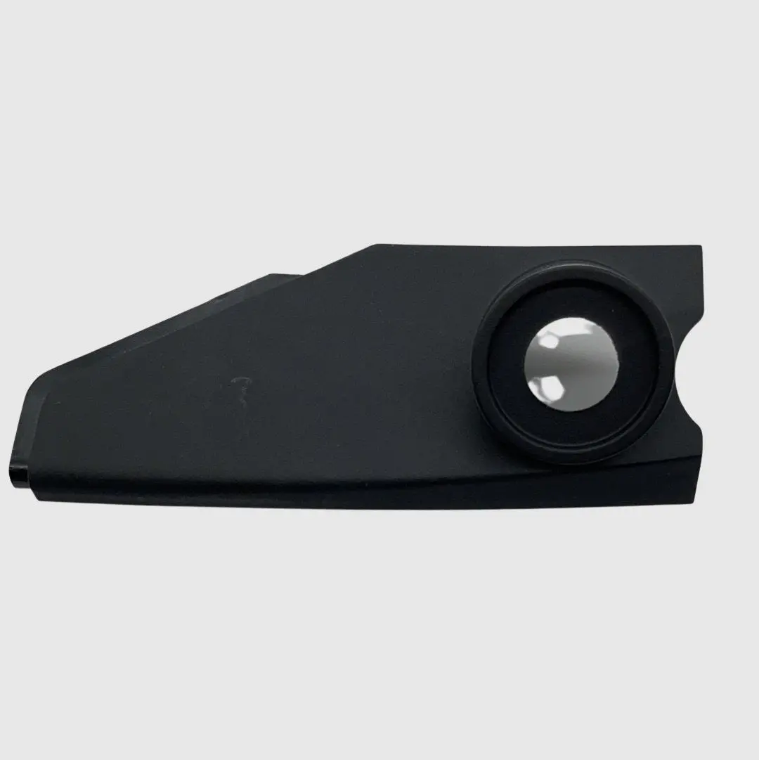 Light2 Rear Cover Right 1