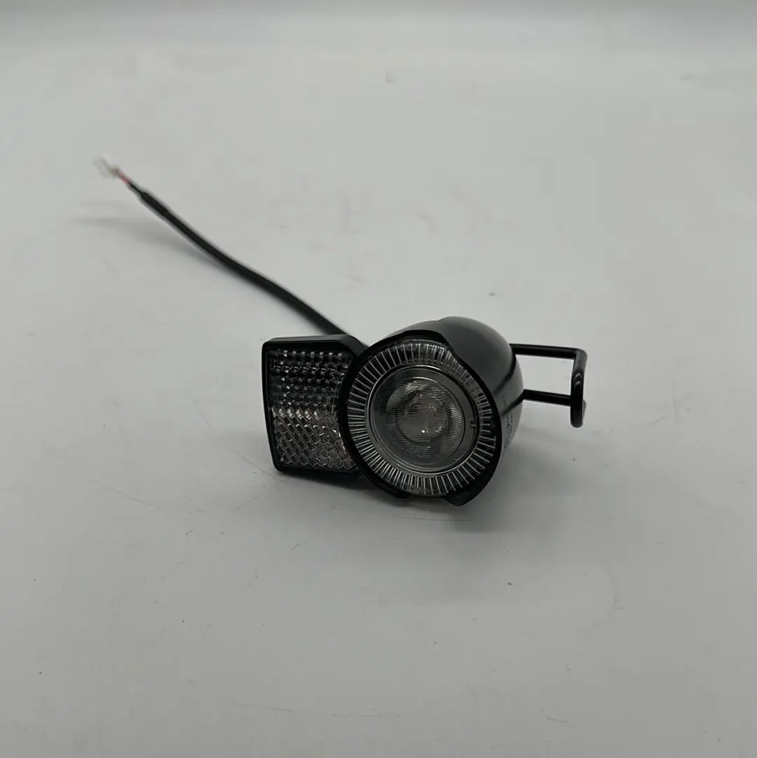 Vista Front Light 1