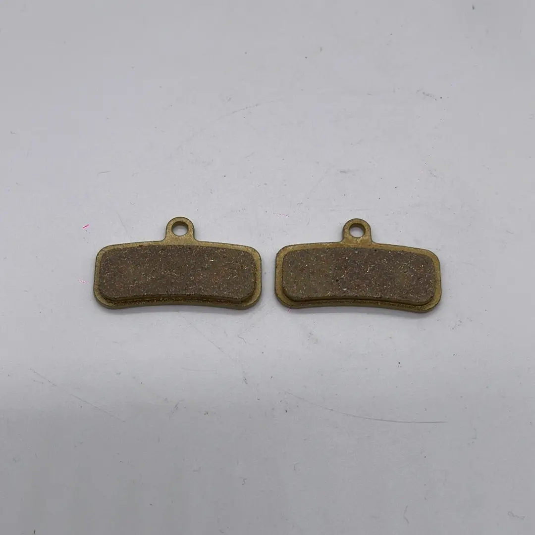 Burn-E Max Logan 4 Piston Brake Pads 1