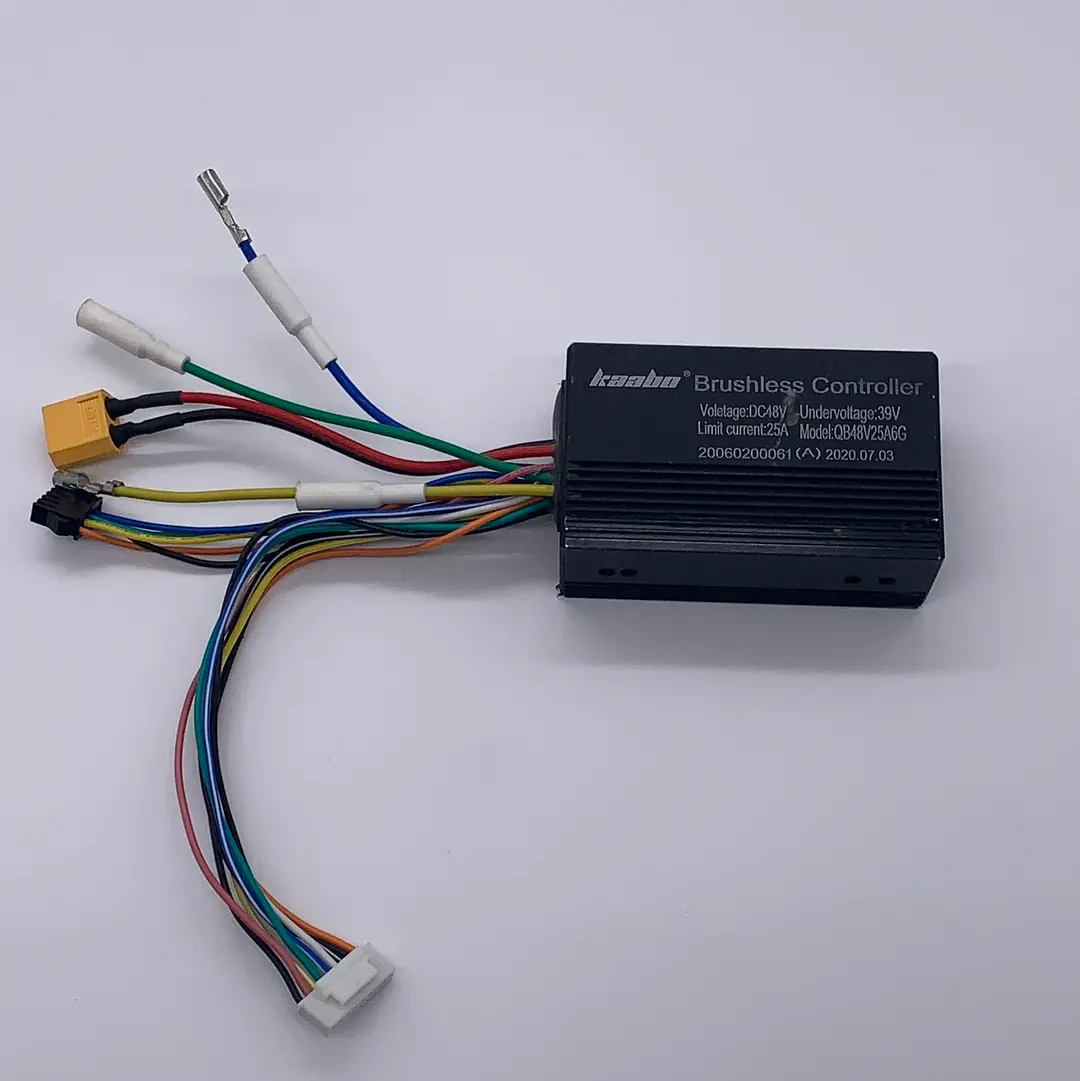 Mantis 8 Controller 48V 25A Rear (A) 1