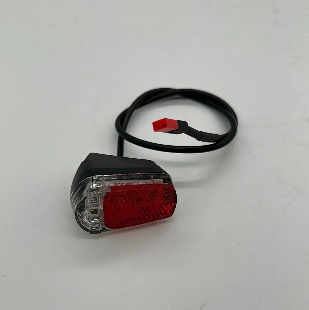 Vista Taillight 1