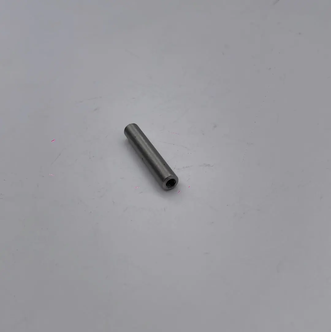 Phantom Internally Threaded Shaft At Both Ends 6×35 1