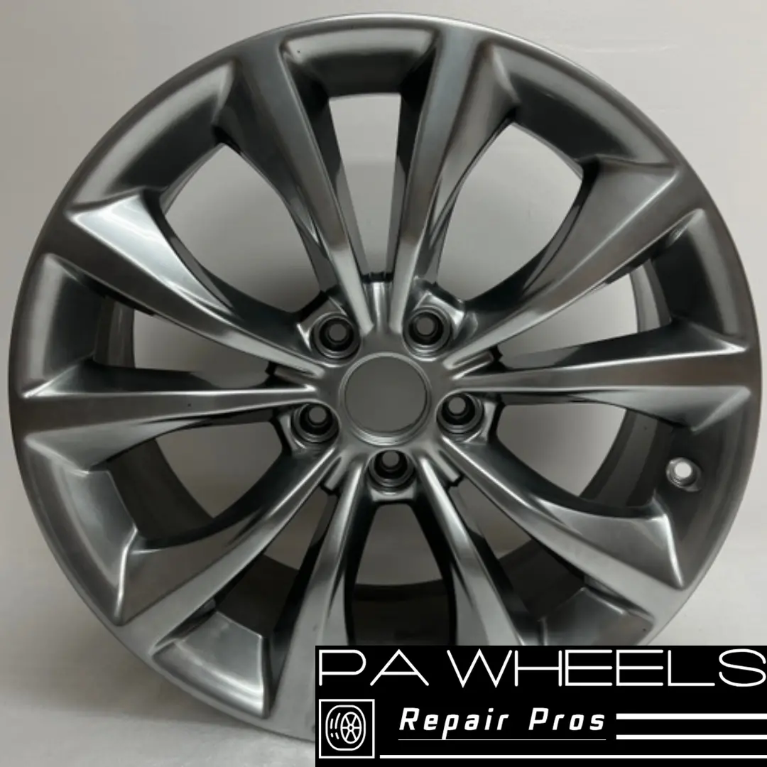 Chrysler 200 2015-2017 18" Factory Oem Wheel Rim 2516 1Wm46tmaa 1Wm46dd5aa 1
