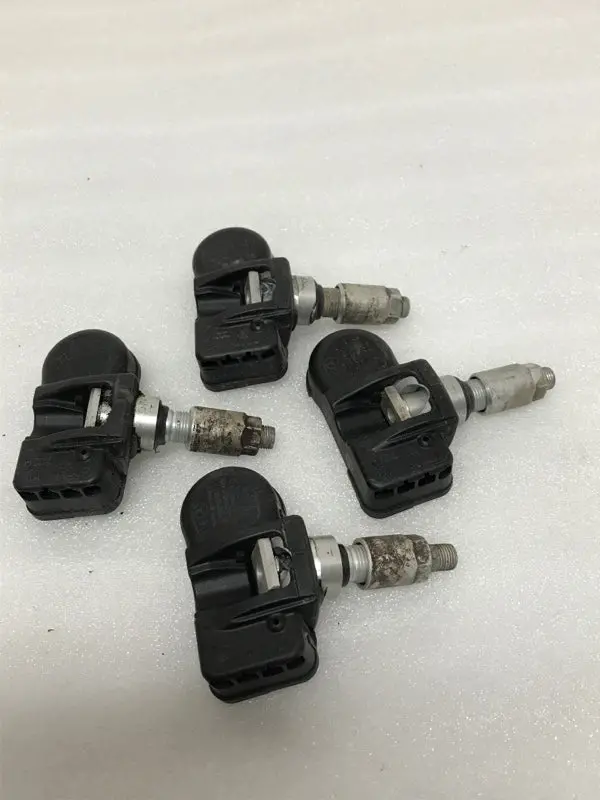 Mercedes Benz Set Of 4 Tpms 433 Mhz A0009057200 4Fb3c78b 1