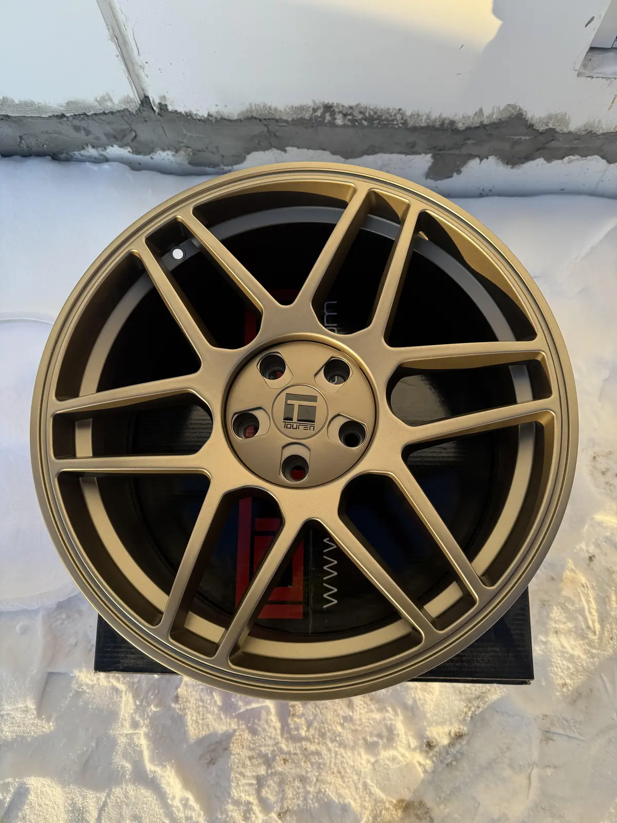 Touren Tr74 3274 Matte Gold 20X8.5 +35 5X108/5X114.3Mm 72.56Mm 1